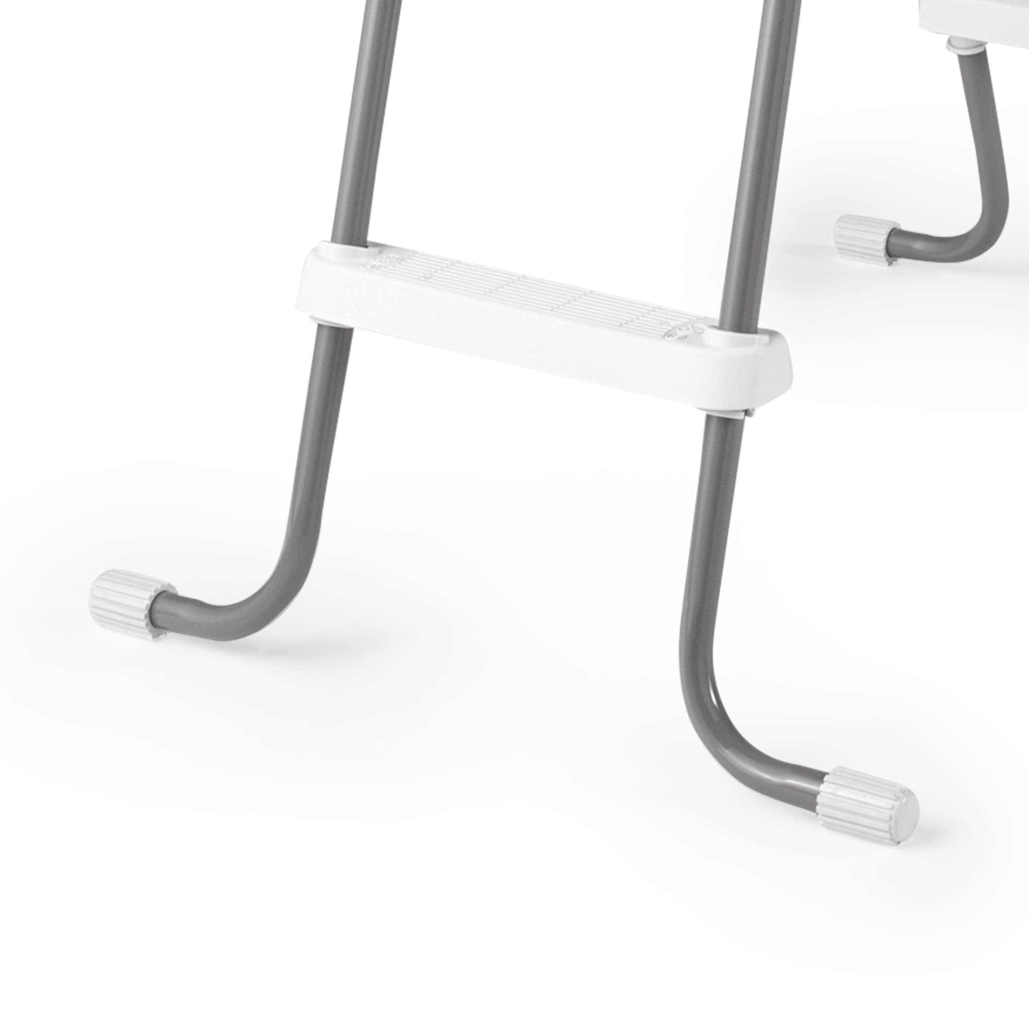 Close-up of the Intex ladder's white non-slip step and grey frame feet